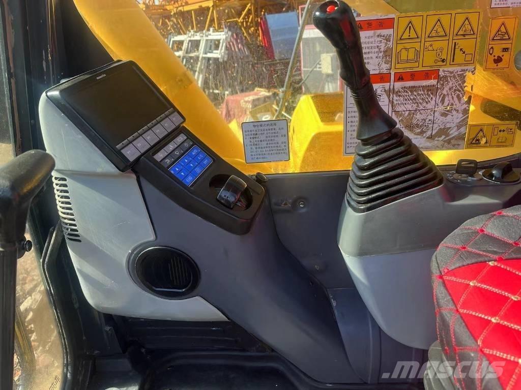 Komatsu PC 450 LC-8 Верижен екскаватор