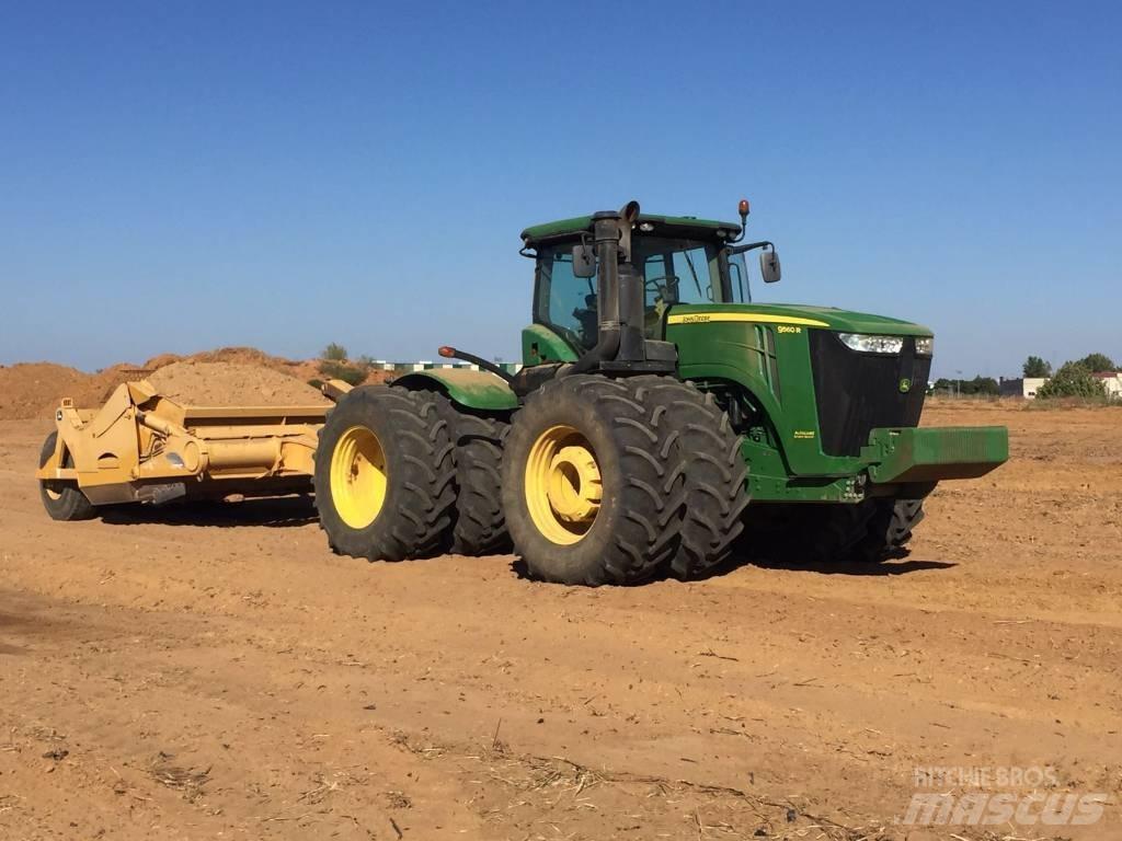 John Deere 9560 R Трактори