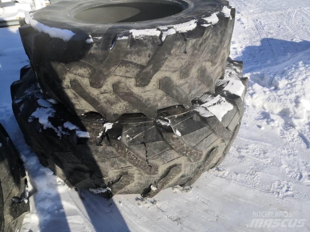 Pirelli 420/85R28 Колелета/Гуми