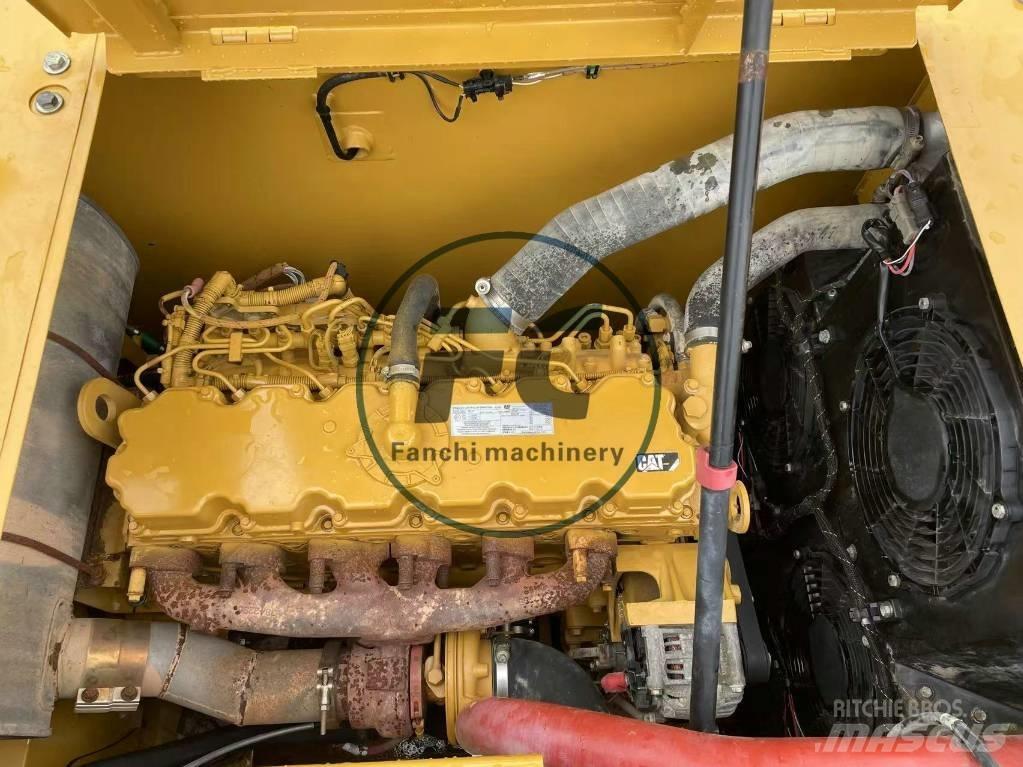 CAT 320 Верижен екскаватор