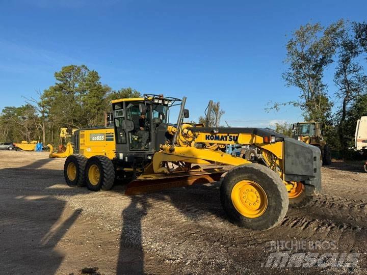 Komatsu GD 655-6 Грейдери
