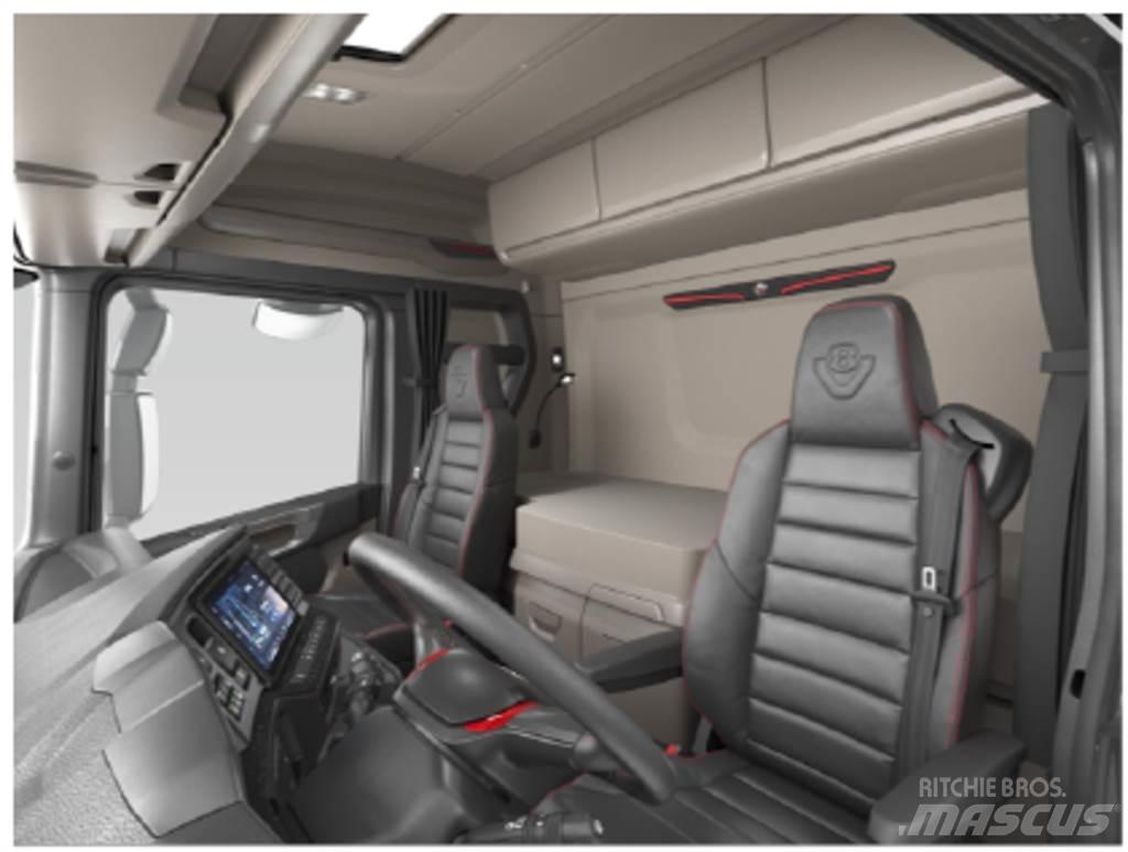 Scania R590 8x4 Камиони с кран с кука