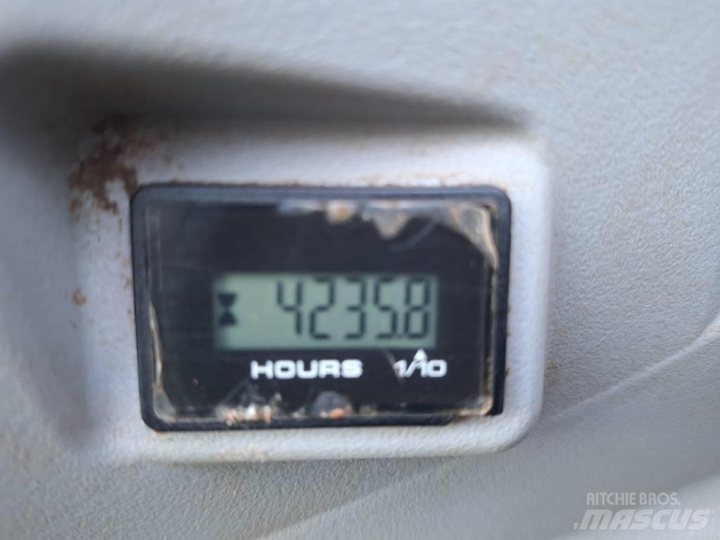 Kobelco SK85MSR-7 Средни екскаватори 7т - 12т