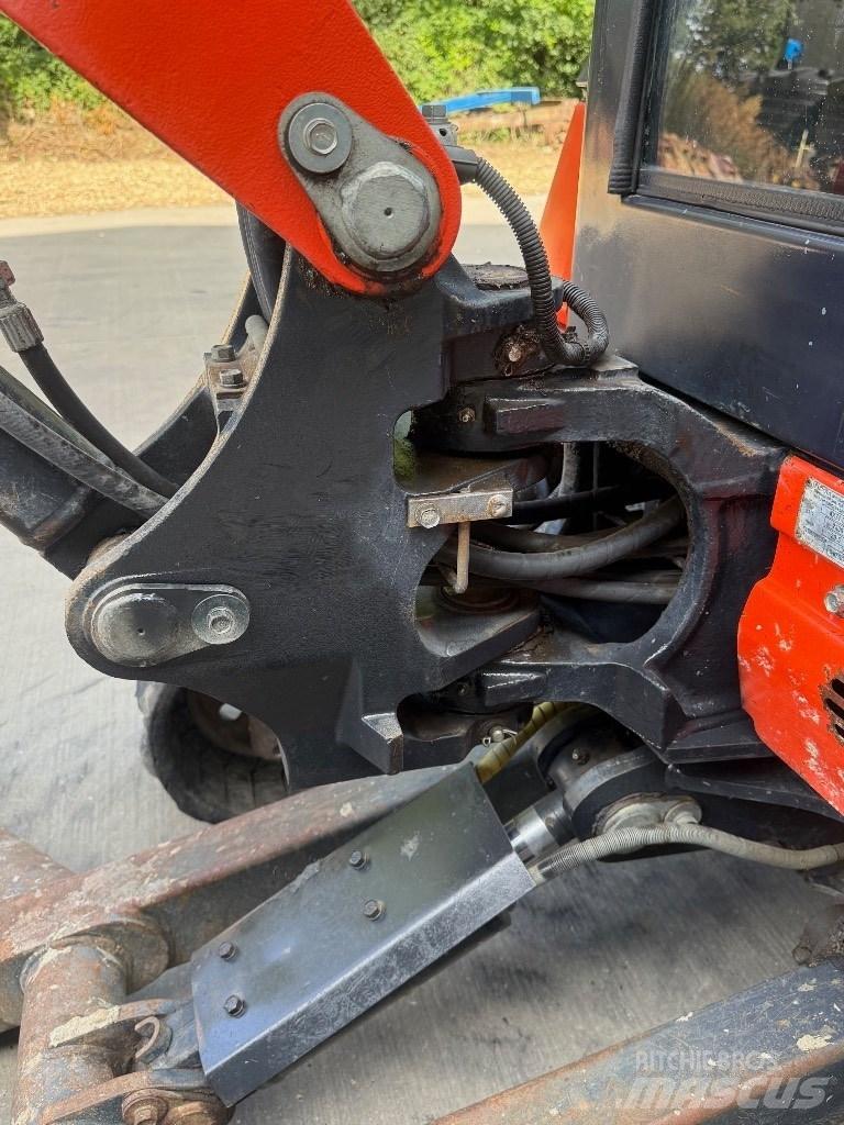 Kubota KX 71 Мини екскаватори < 7 т
