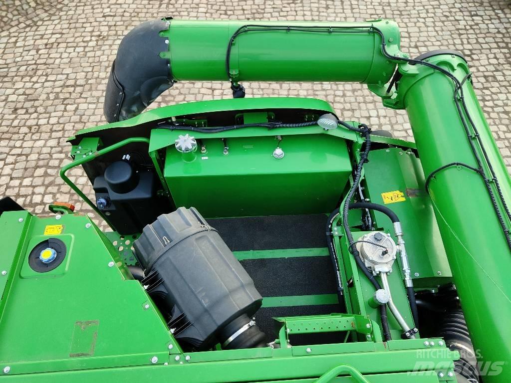 John Deere S 690 i Комбайни