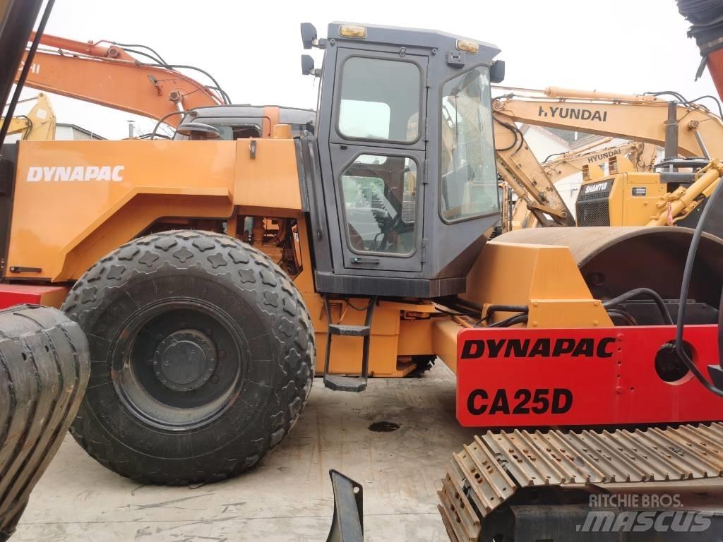 Dynapac CA 25 D Еднобарабанни ролки

