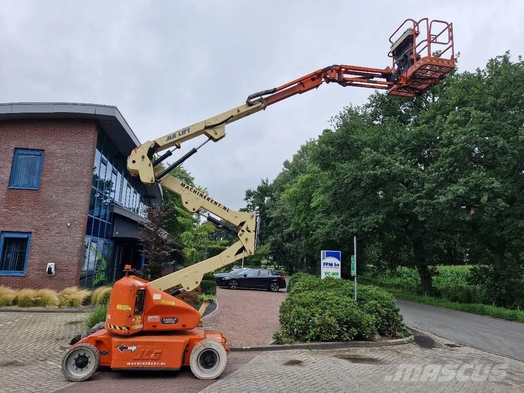 JLG E400AJPN Съчленени стрелови подемници