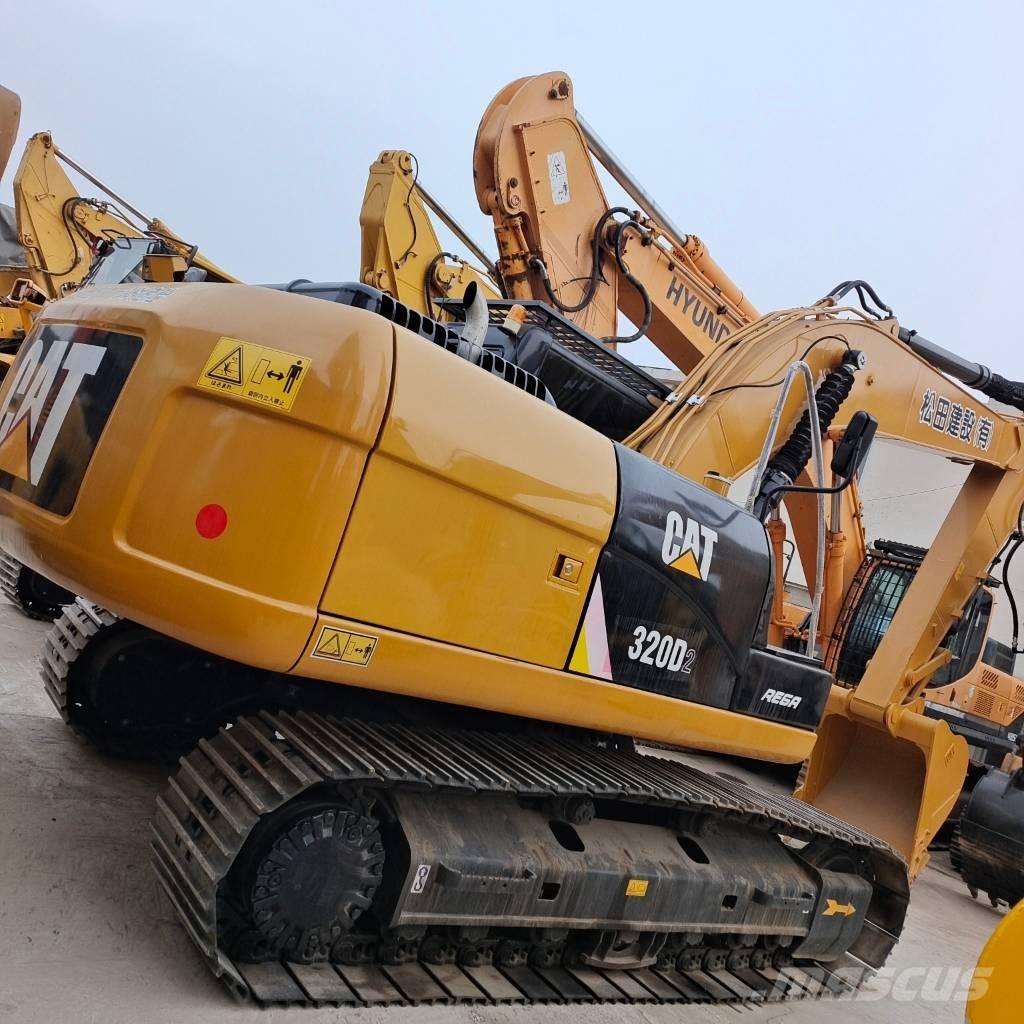 CAT 320 D2L Верижен екскаватор