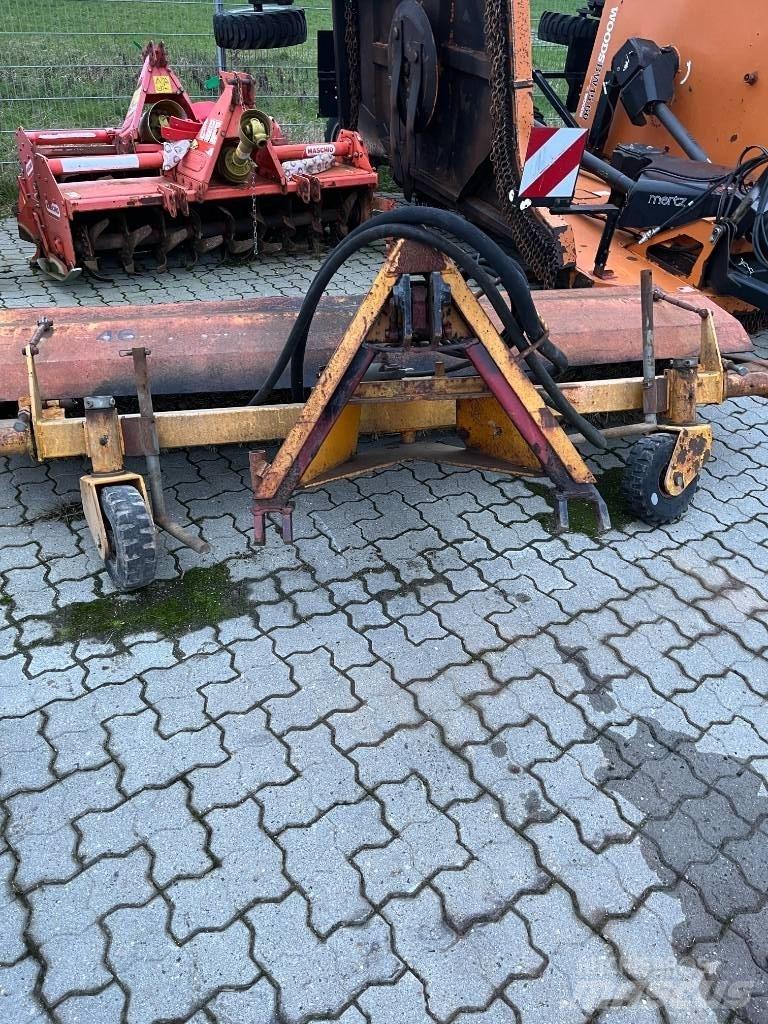 GMR HF 25 A Автоматични метачки с четки