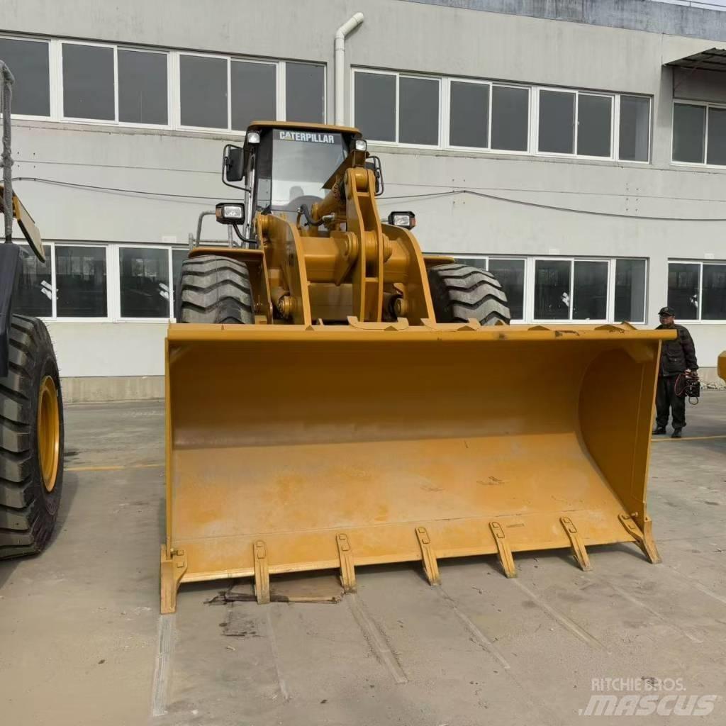 CAT 966 H Колесни товарачи