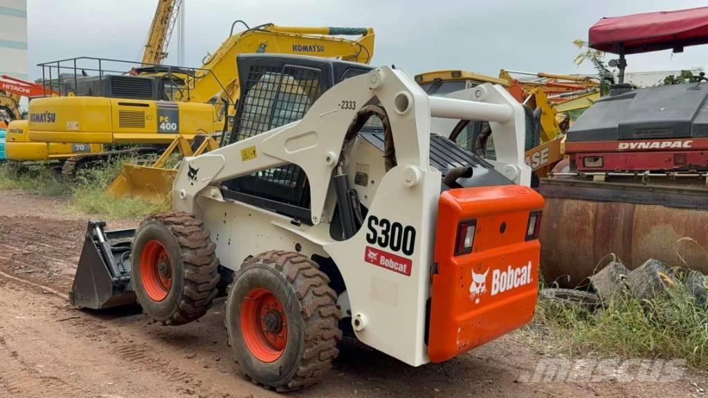 Bobcat S 300 Мини товарачи
