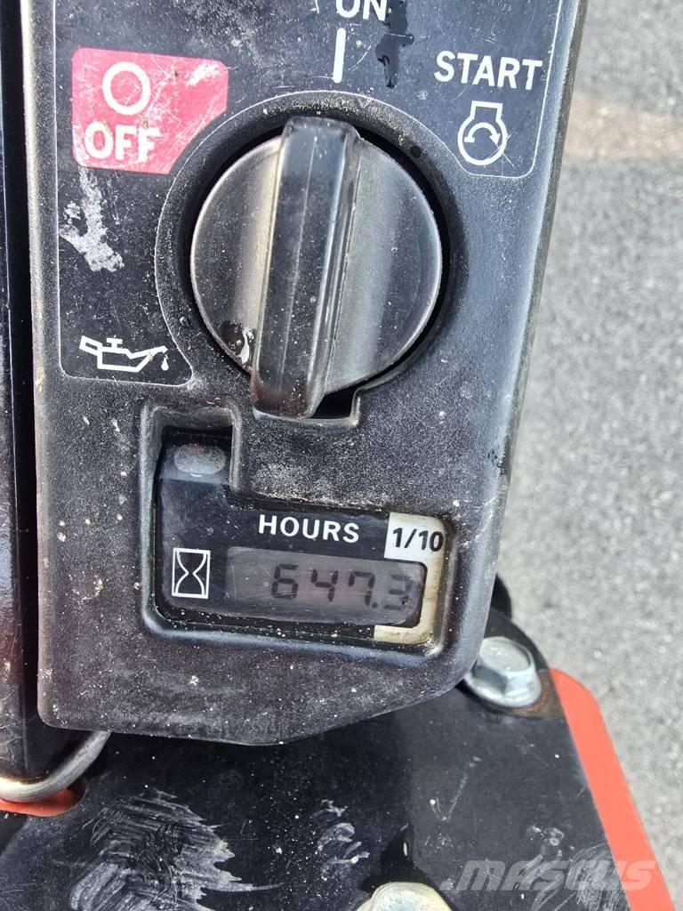 Ditch Witch RT 24 Изкопни машини