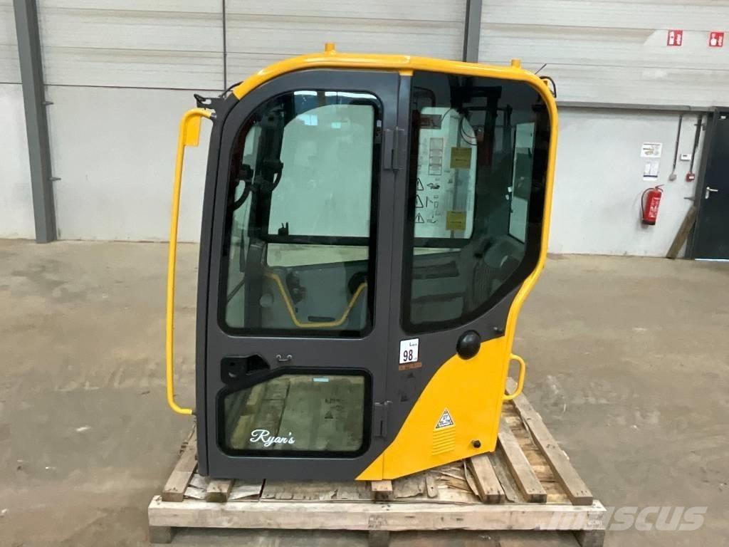 Volvo ECR 88 D Кабина