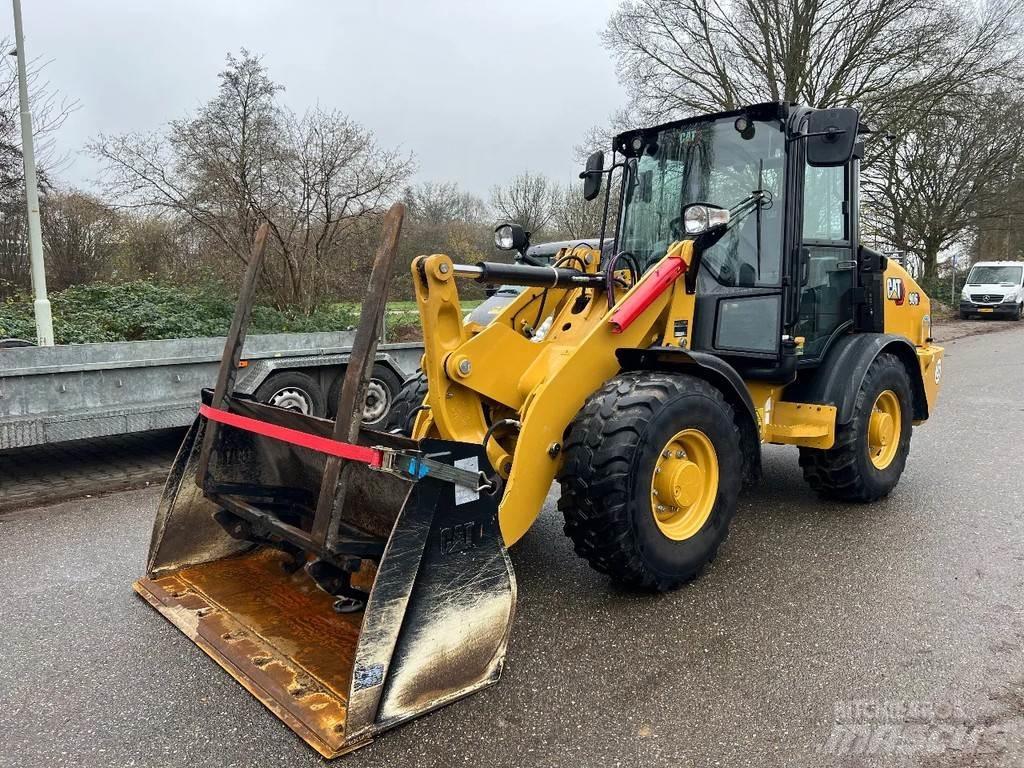 CAT 906 Next Gen Колесни товарачи
