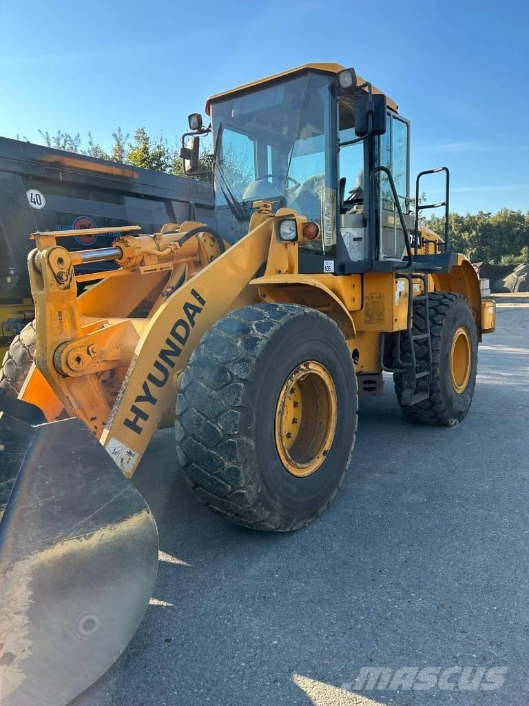 Hyundai HL 757-7 A Колесни товарачи