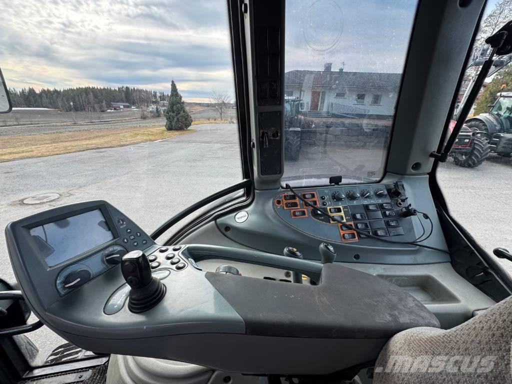 Valtra T 162 Трактори