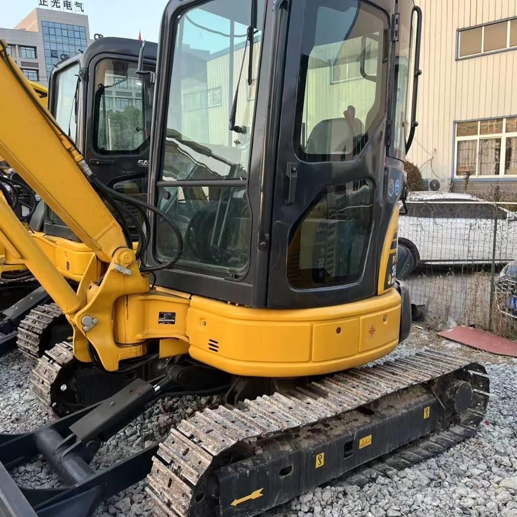 Komatsu PC 35 MR Мини екскаватори < 7 т