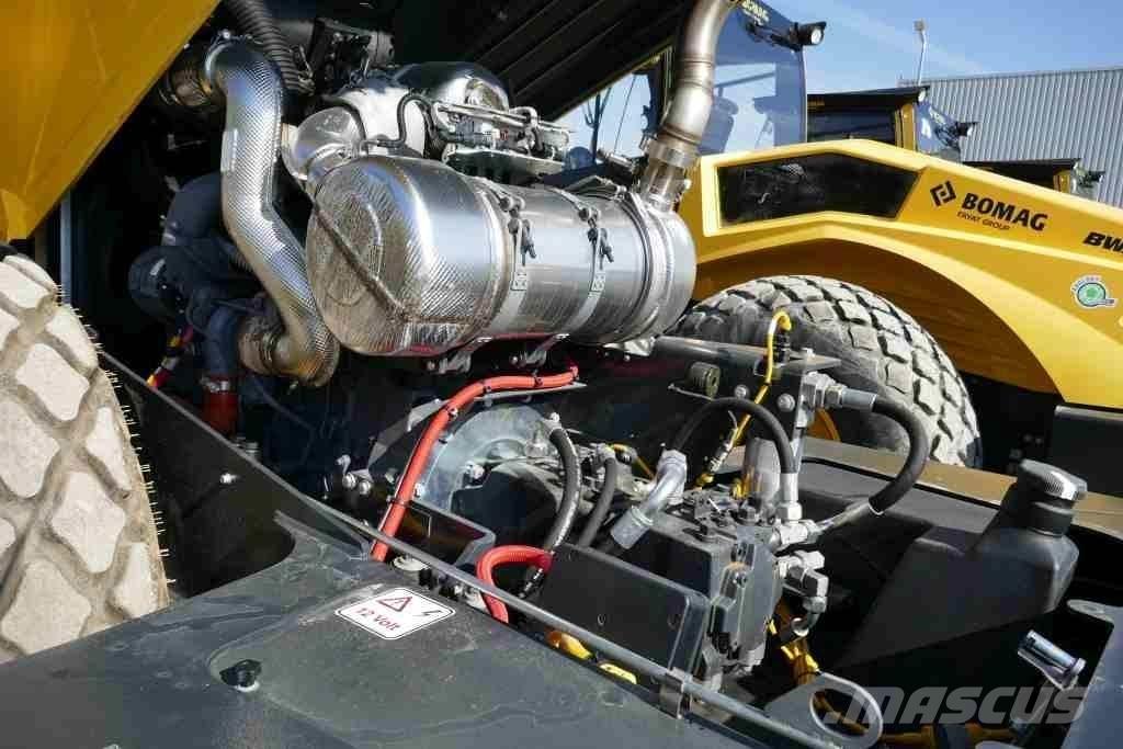 Bomag BW 213 D-5 Уплътнители за почва
