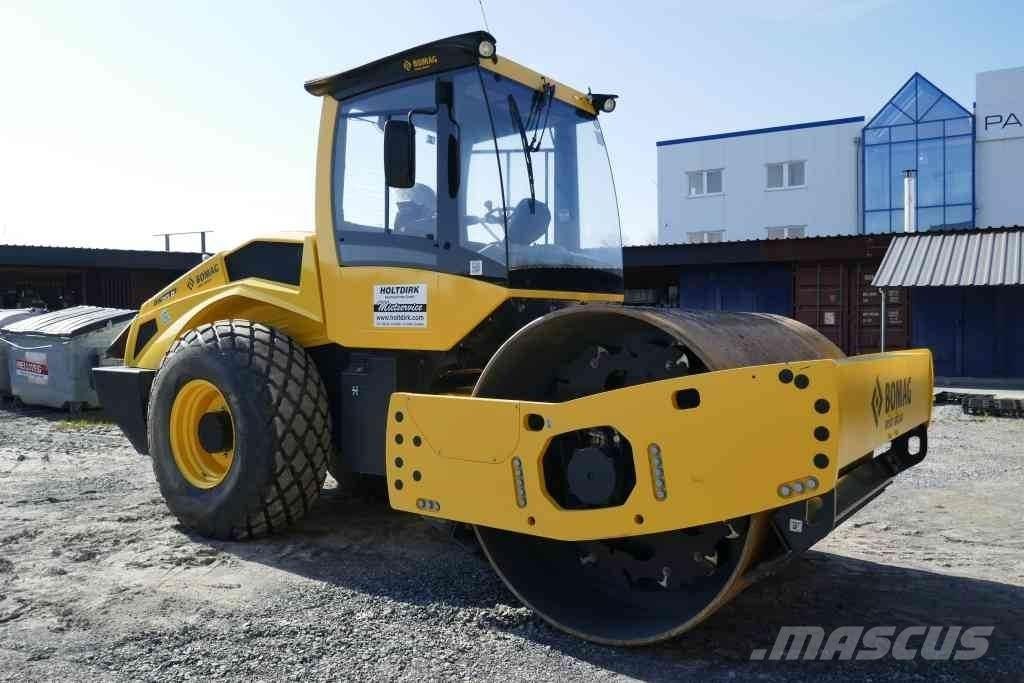 Bomag BW 213 D-5 Уплътнители за почва
