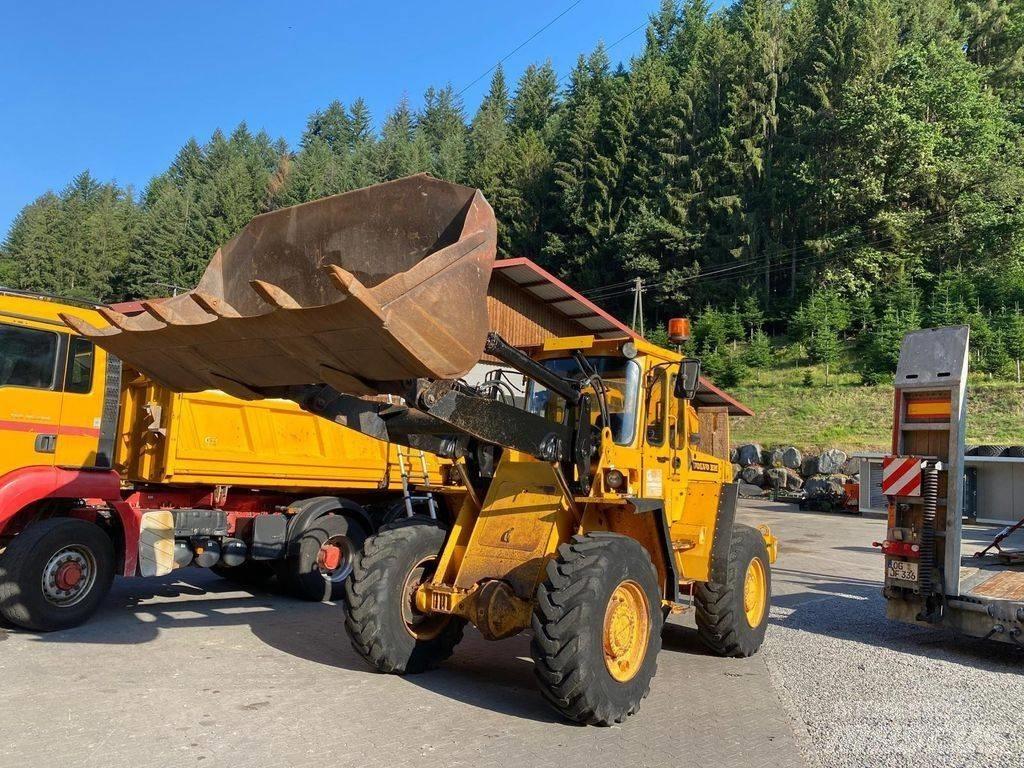 Volvo BM L 70 Колесни товарачи