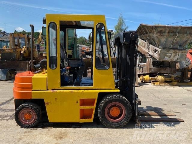 Kalmar DB 3-500 Дизелови камиони