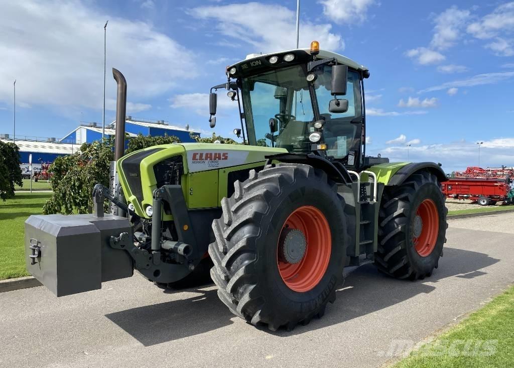 CLAAS Xerion 3800 Трактори