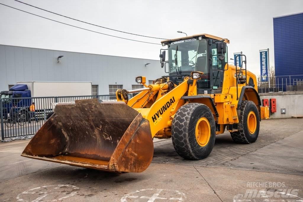Hyundai HL955XT Колесни товарачи