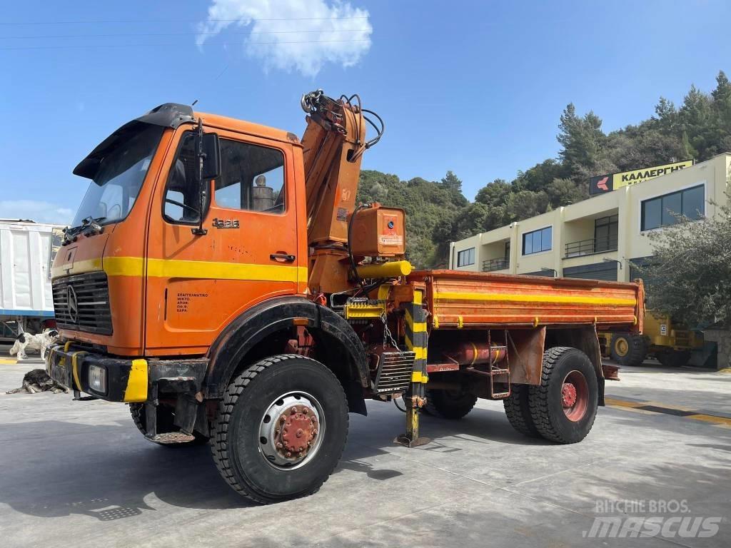Mercedes-Benz 1626K Автокранове