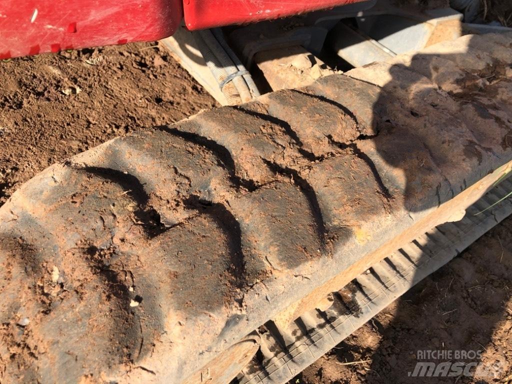 Takeuchi TB 225 Мини екскаватори < 7 т