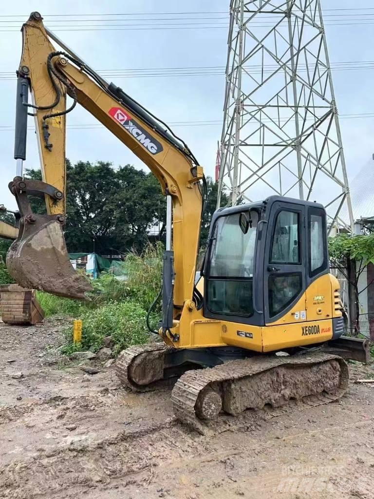 XCMG XE 60 DA Верижен екскаватор