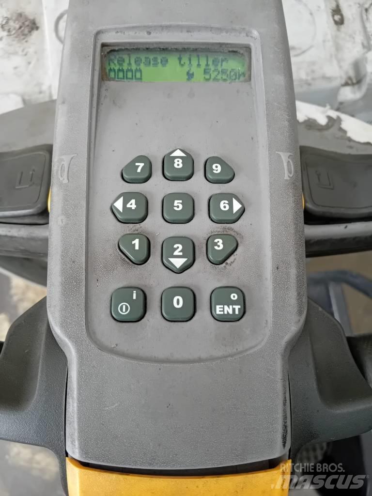 UniCarriers PMR 200F Транспалетни колички с платформи