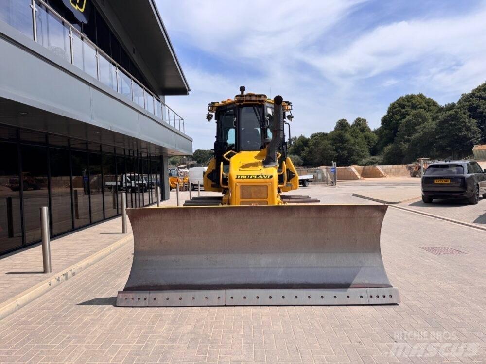 Komatsu D51PXi-24EO Верижни булдозери
