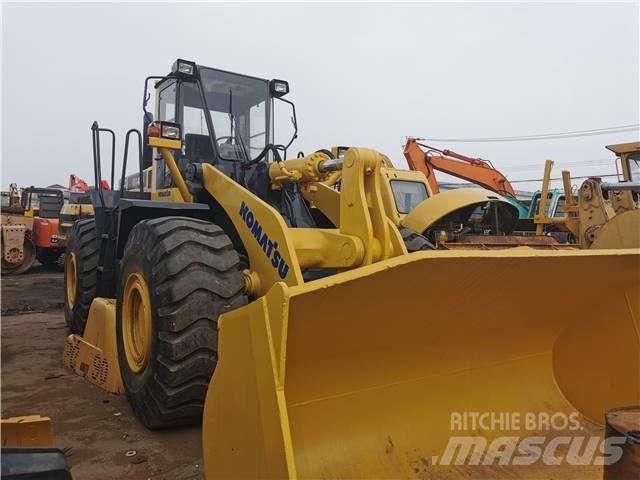 Komatsu WA470 Колесни товарачи