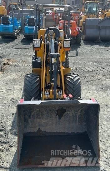 Schäffer 2428 SLT Колесни товарачи
