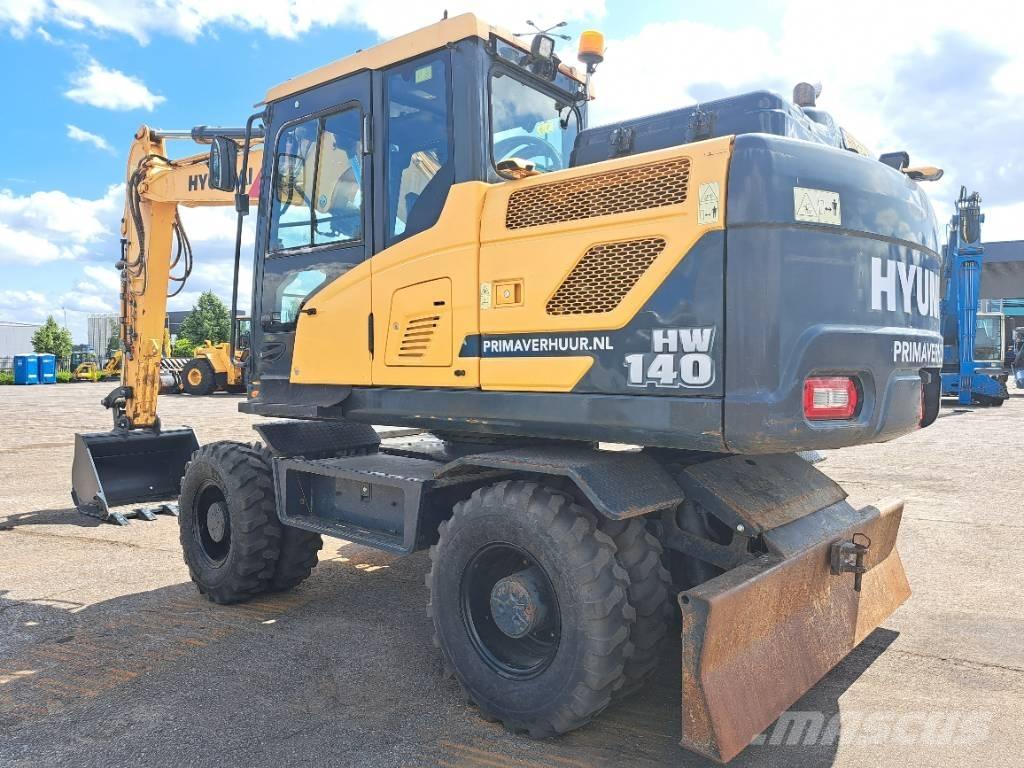 Hyundai HW140 Колесни екскаватори