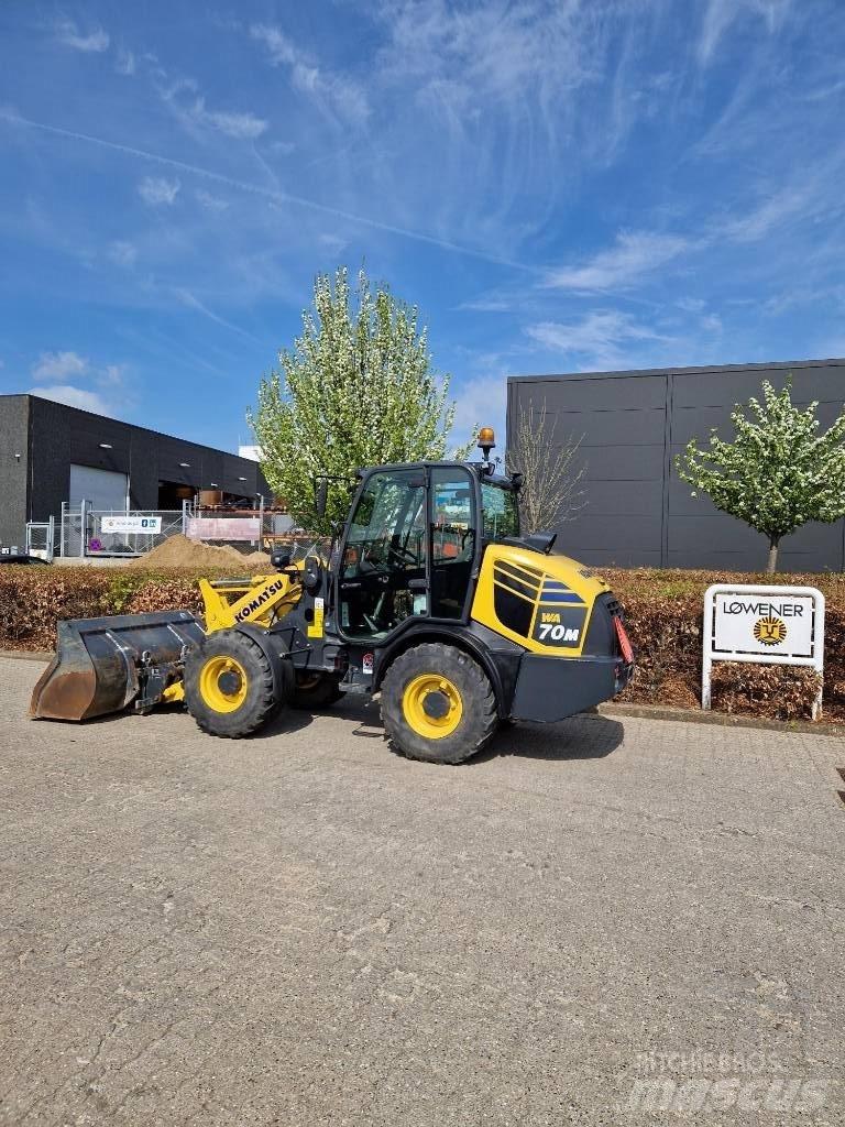 Komatsu WA70M Мини товарачи