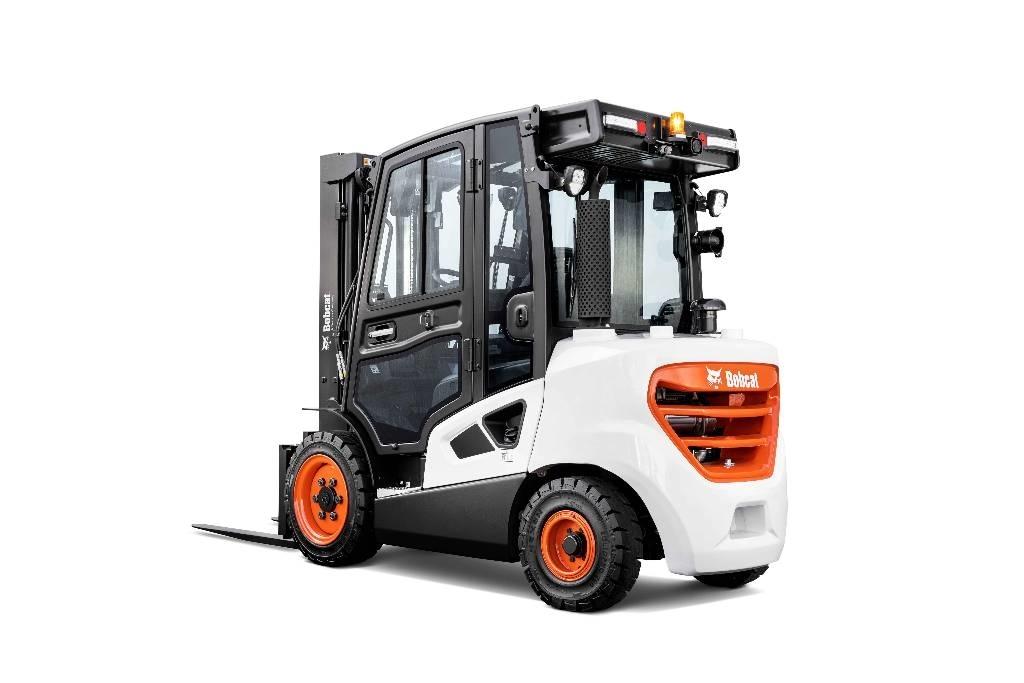 Bobcat D30S-9 Дизелови камиони
