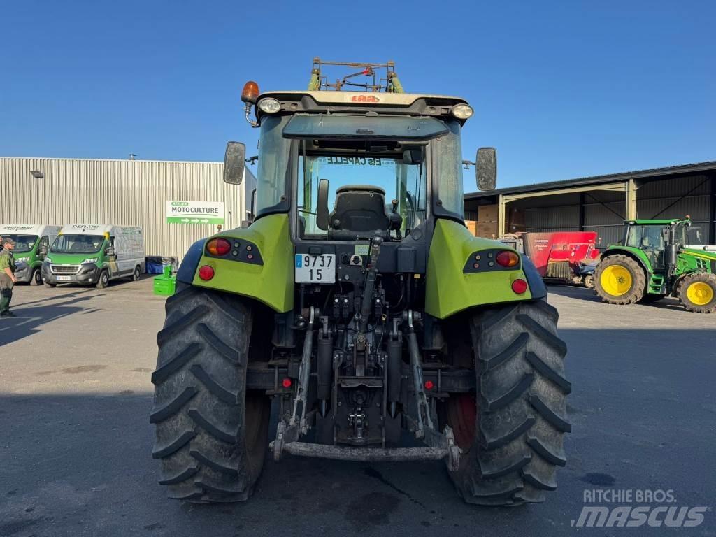 CLAAS ARION 420 Трактори