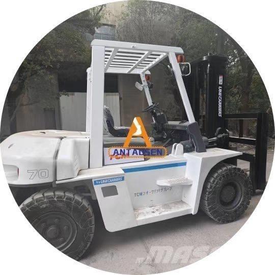 TCM FD 70 Z8 Дизелови камиони