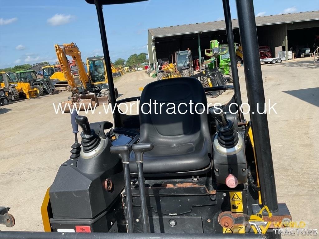 JCB 15 C-1 Мини екскаватори < 7 т