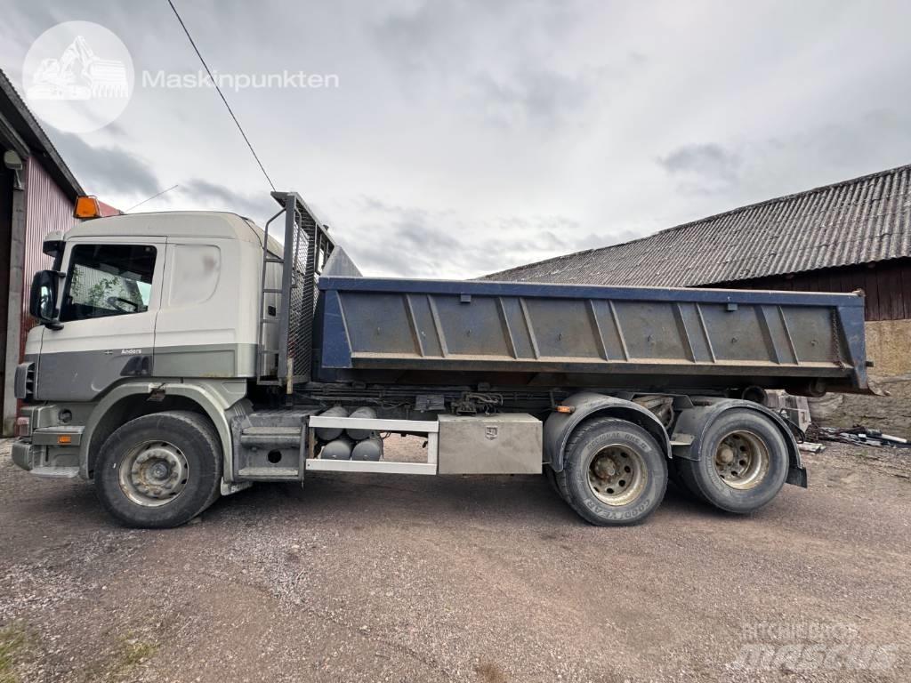 Scania P 124-360 Камиони с кран с кука