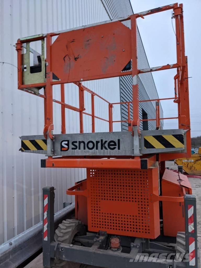 Snorkel S 3370 RT Ножични работни платформи