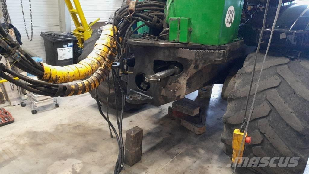 John Deere 1110 D Форуардери