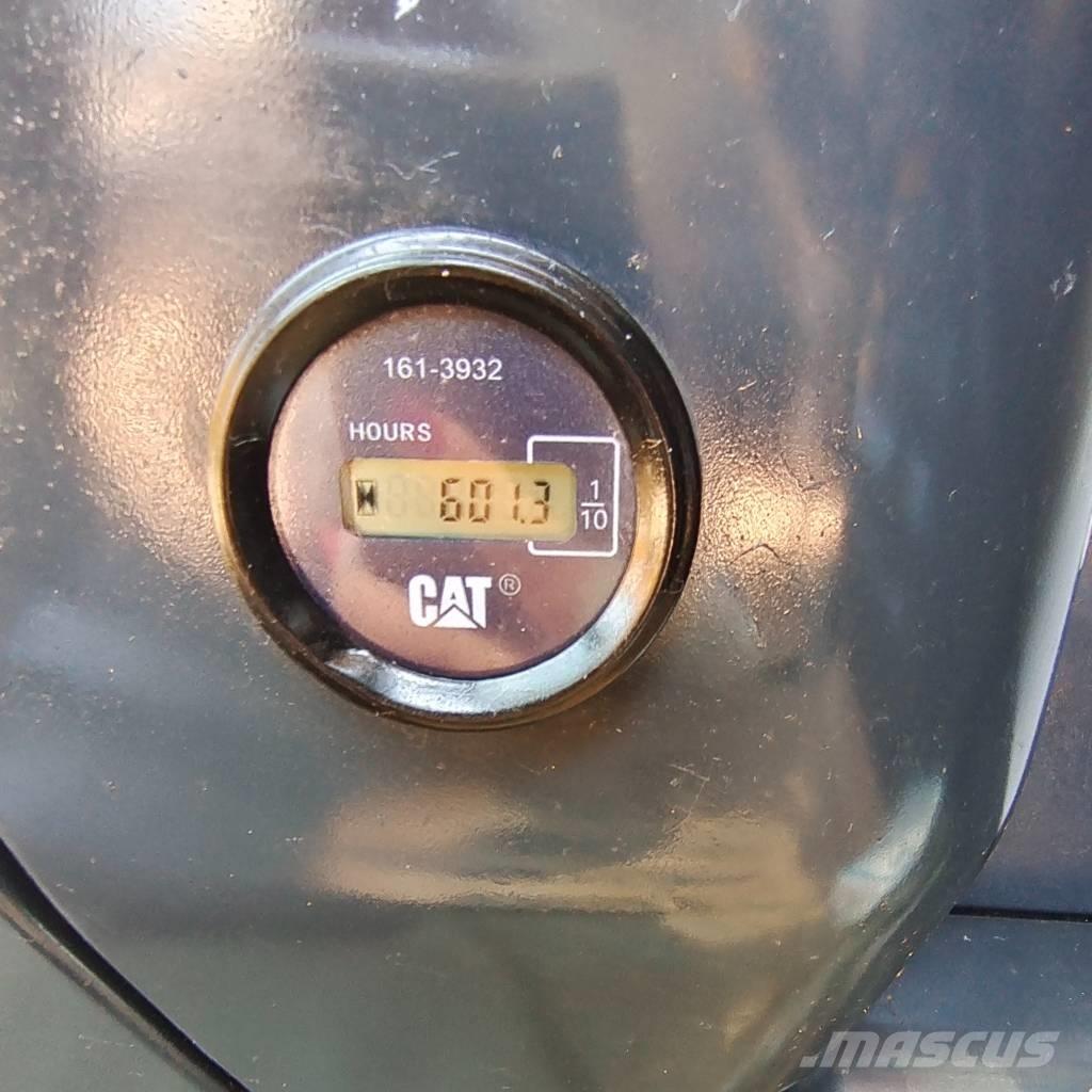 CAT 324 D L Верижен екскаватор