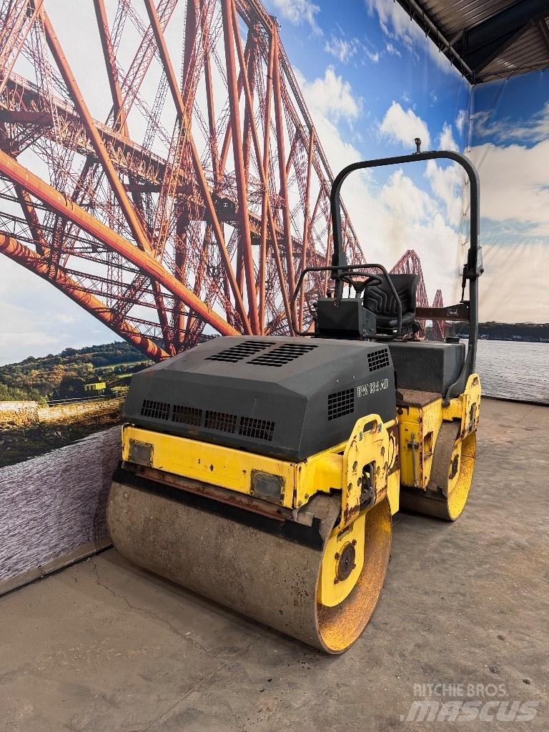 Bomag BW 138 AD Двойни барабанни ролки
