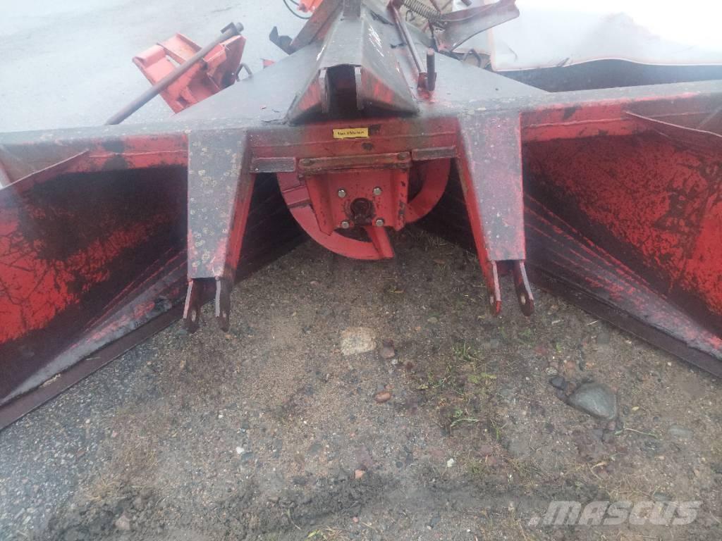 Esko 240 Снегохвъргачки
