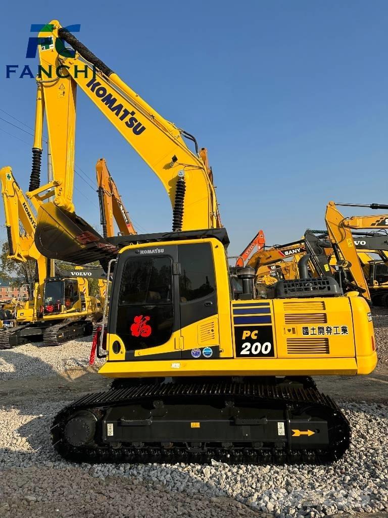 Komatsu PC 200-8 Верижен екскаватор