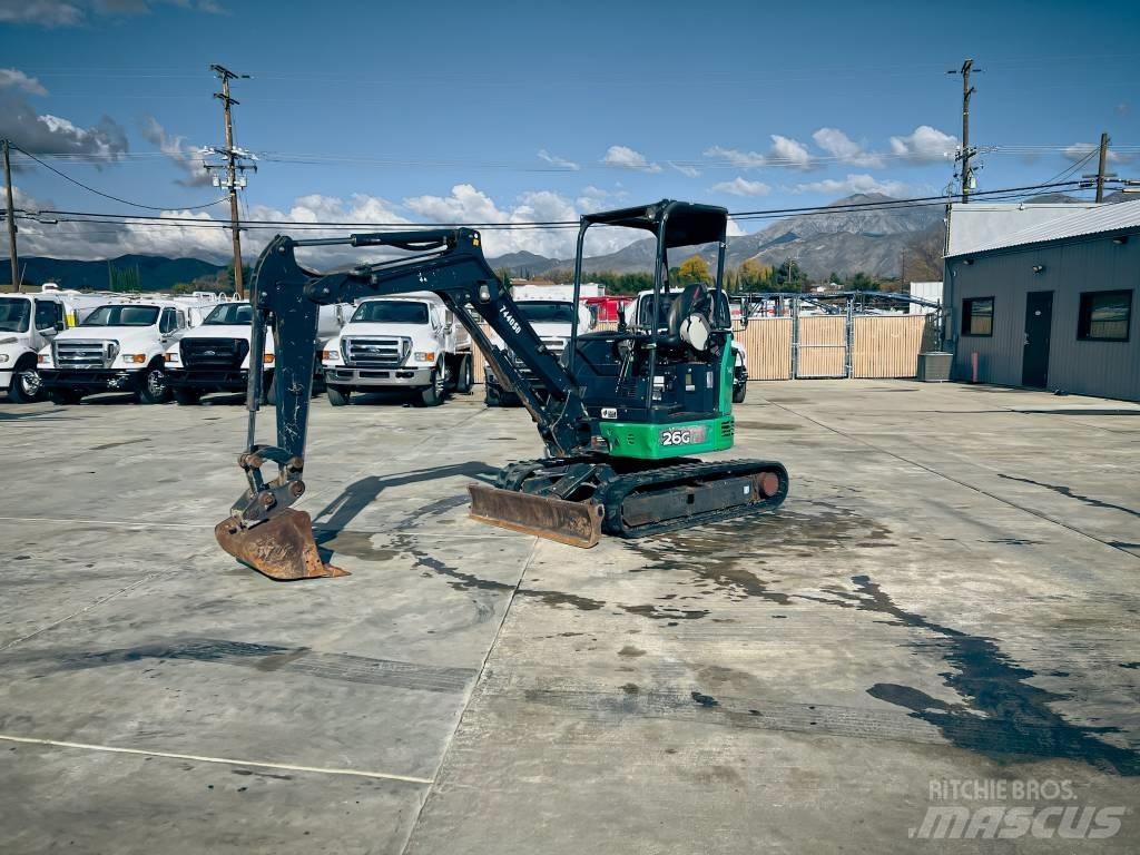 John Deere 26 G Мини товарачи
