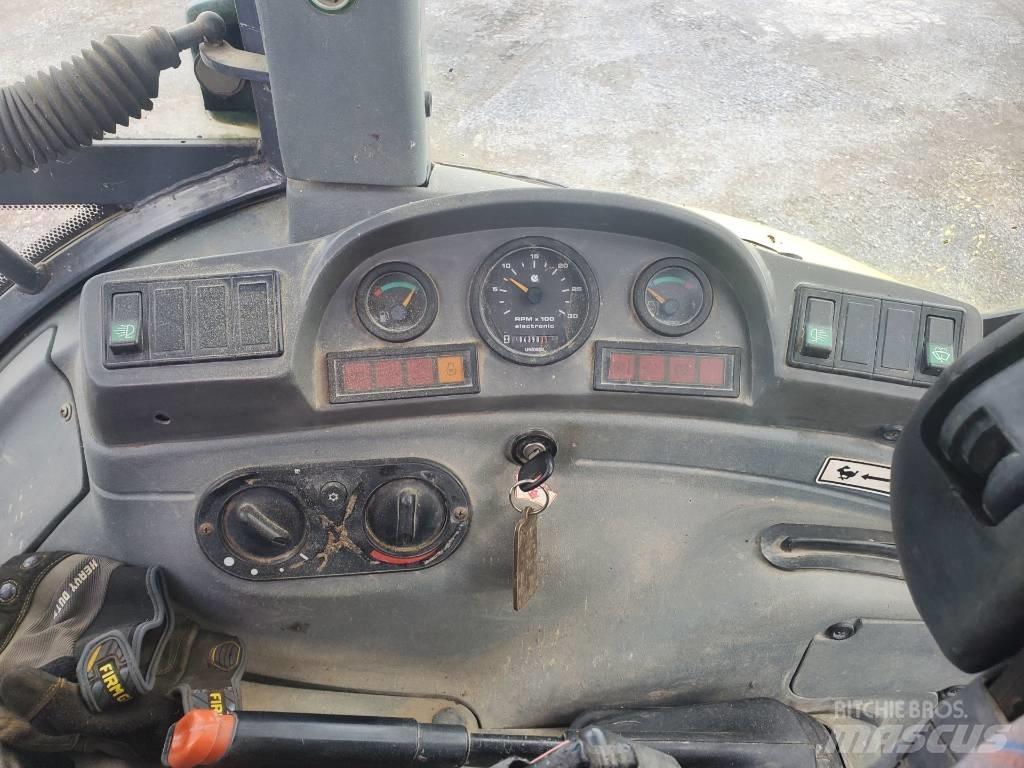 New Holland LB 75 Колесни екскаватори