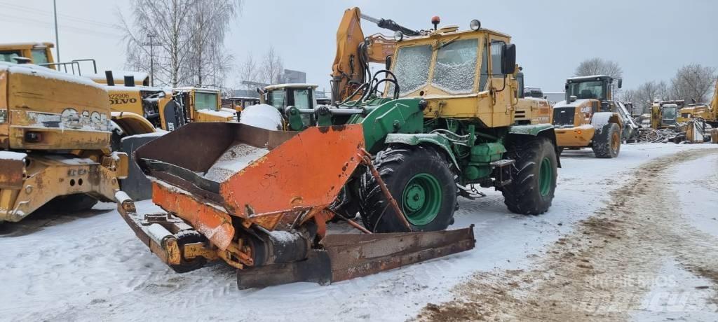  T-150 150 Багери